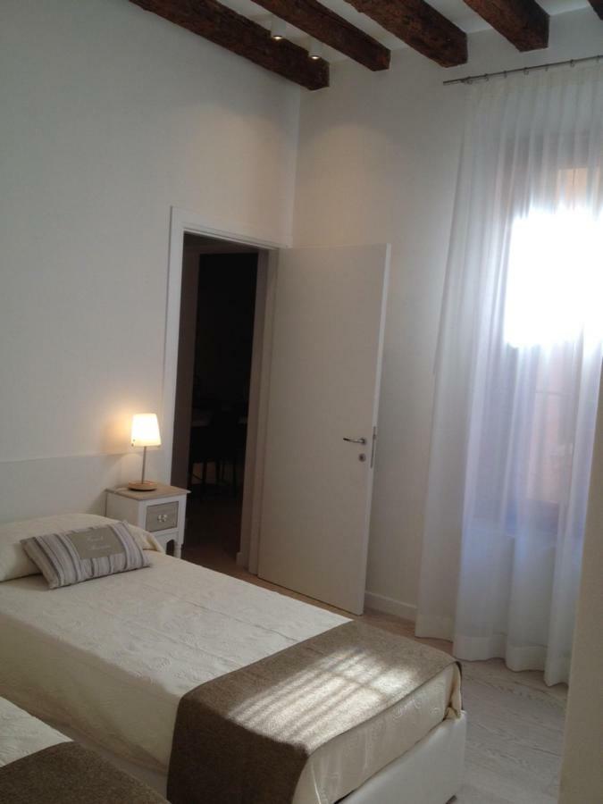 San Marco White Apartment Venetië Buitenkant foto